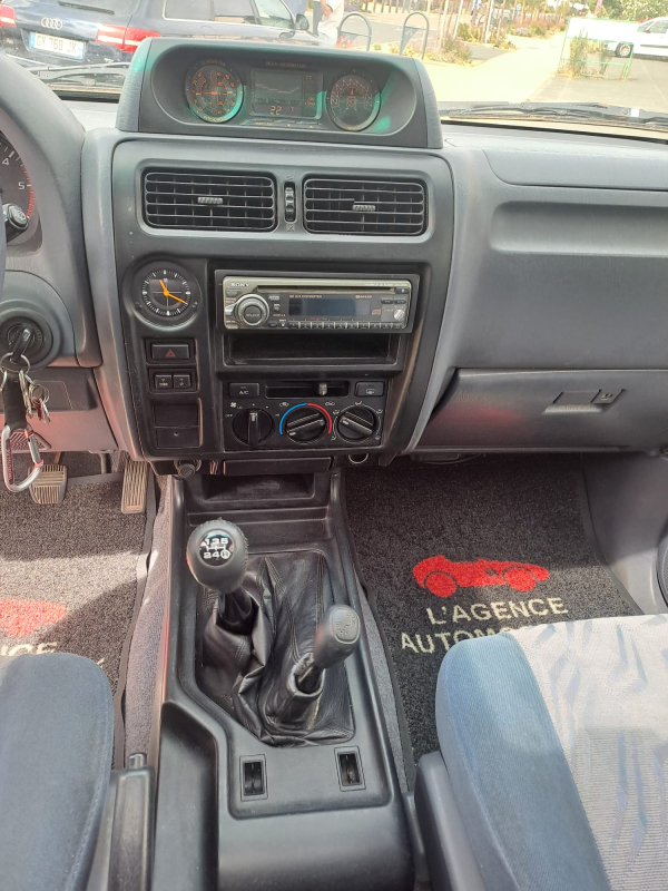 Toyota Land Cruiser — 18