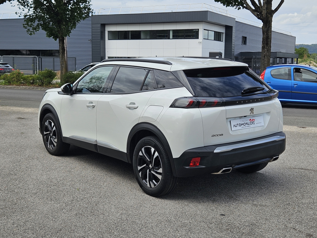 Peugeot 2008 — 6
