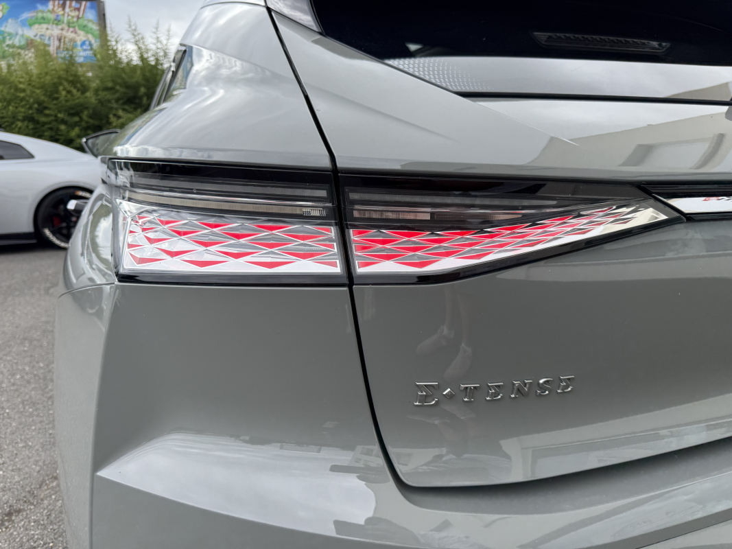 DS DS 4 — 38