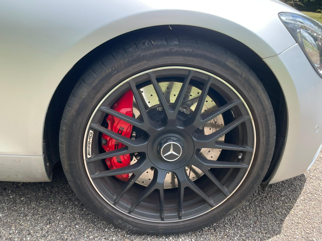 Mercedes AMG-GT — 31