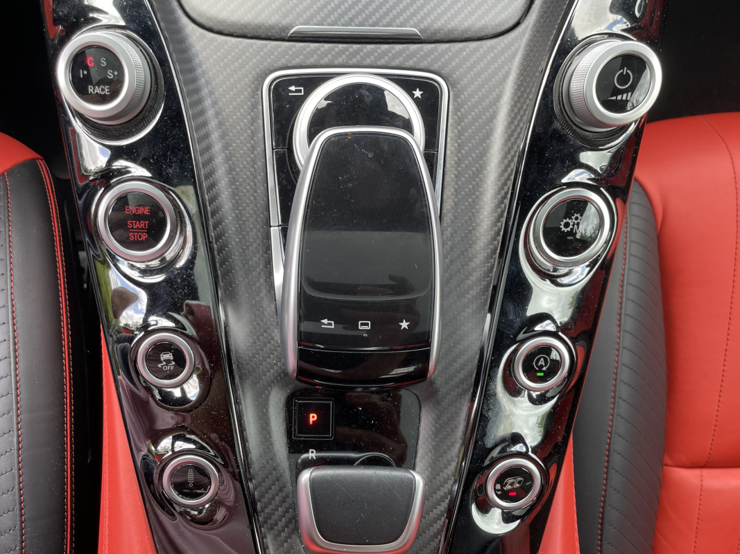 Mercedes AMG-GT — 16