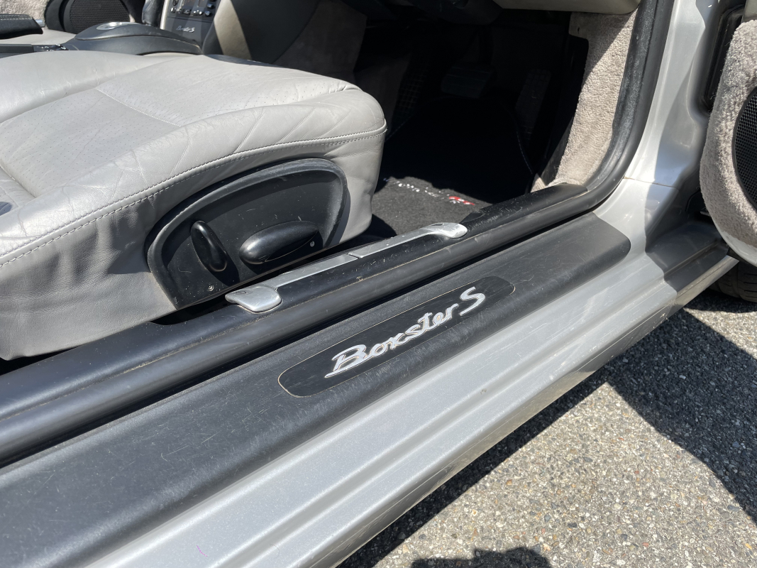 Porsche Boxster — 18