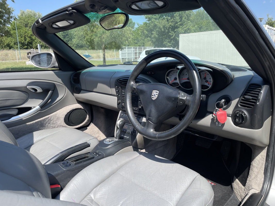 Porsche Boxster — 13