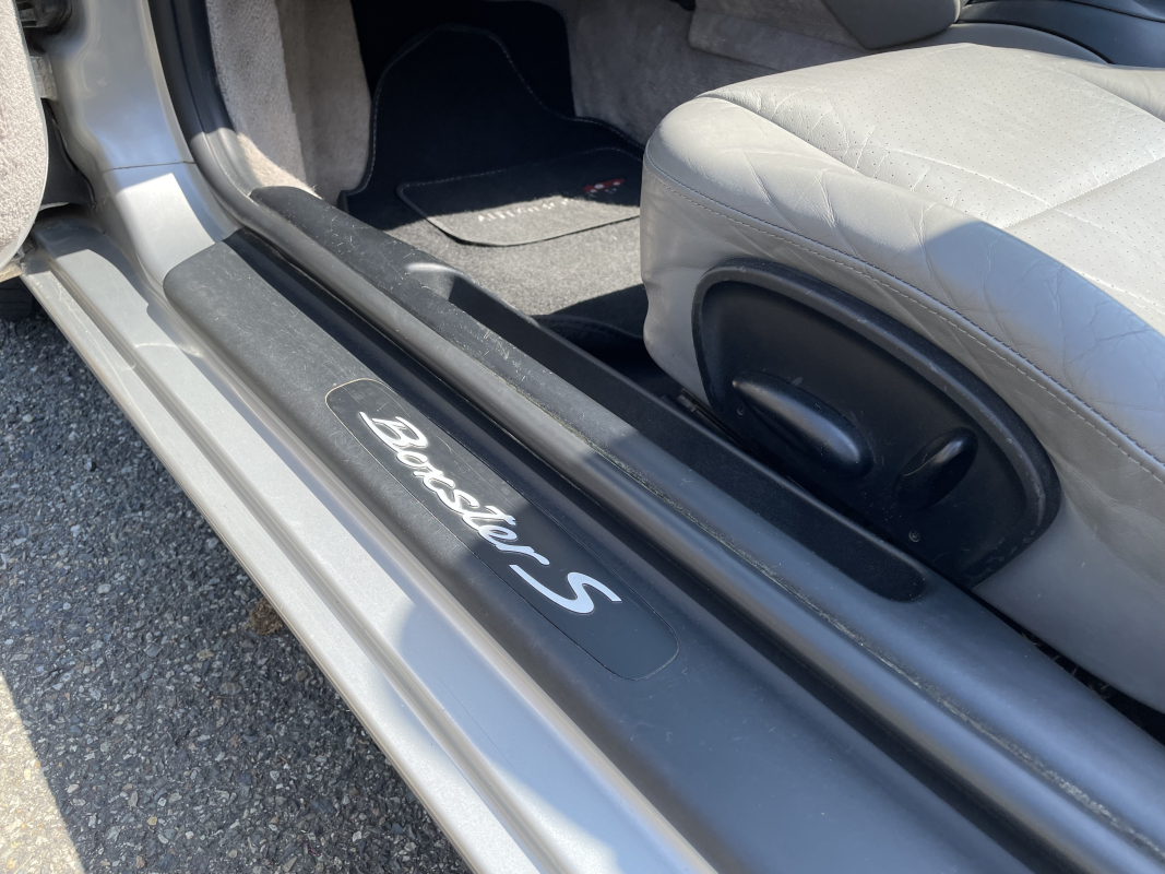 Porsche Boxster — 23