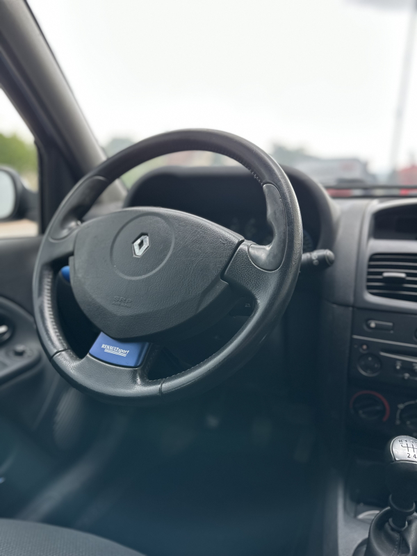 Renault Clio — 32