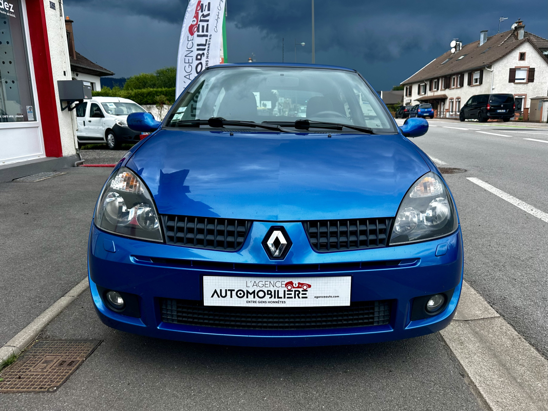 Renault Clio — 2