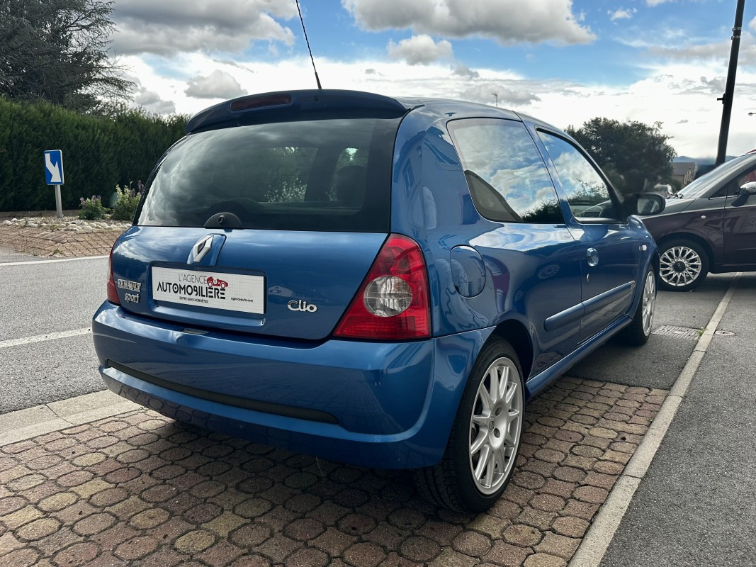 Renault Clio — 5