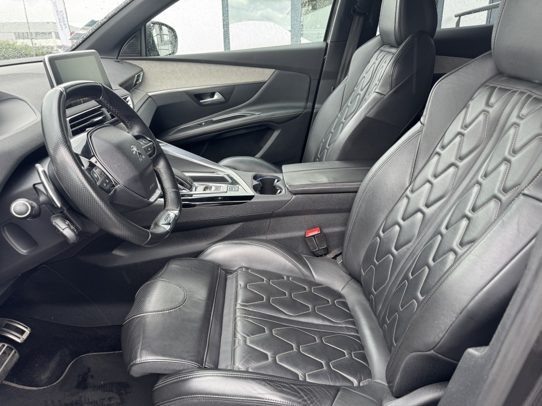 Peugeot 3008 — 12