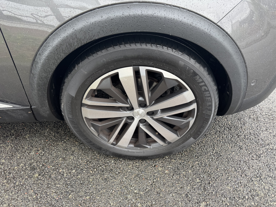 Peugeot 3008 — 28