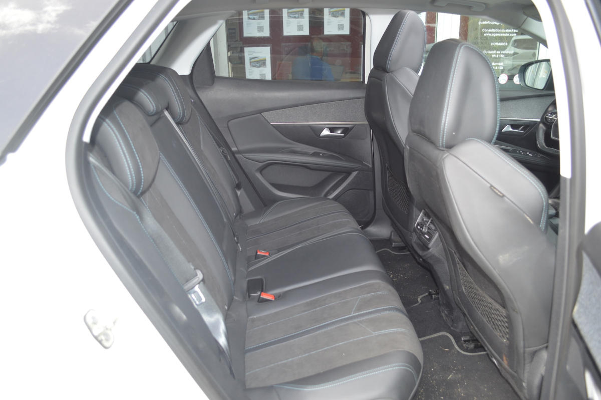 Peugeot 3008 — 11