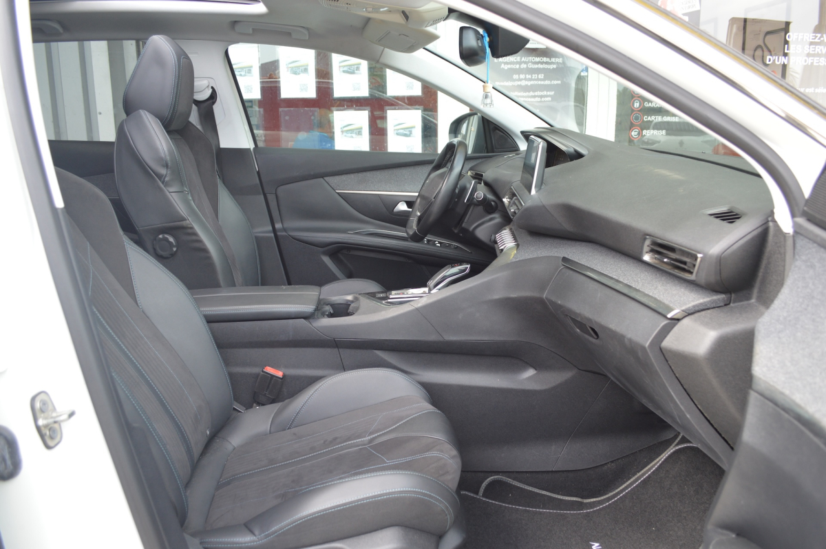 Peugeot 3008 — 10