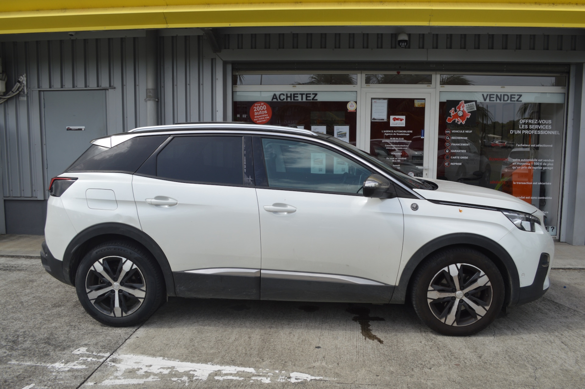 Peugeot 3008 — 8