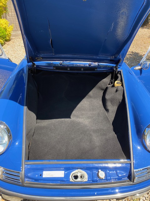 Porsche 911 — 16