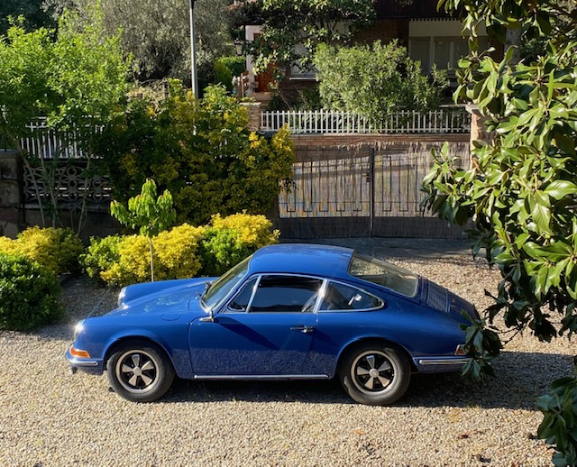Porsche 911 — 12