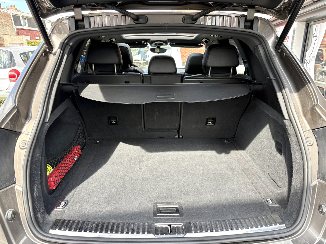 Porsche Cayenne — 14