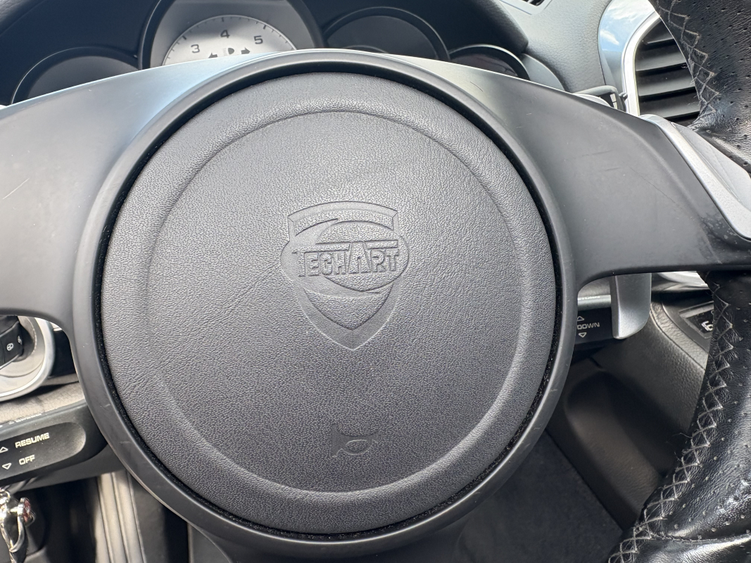 Porsche Cayenne — 35