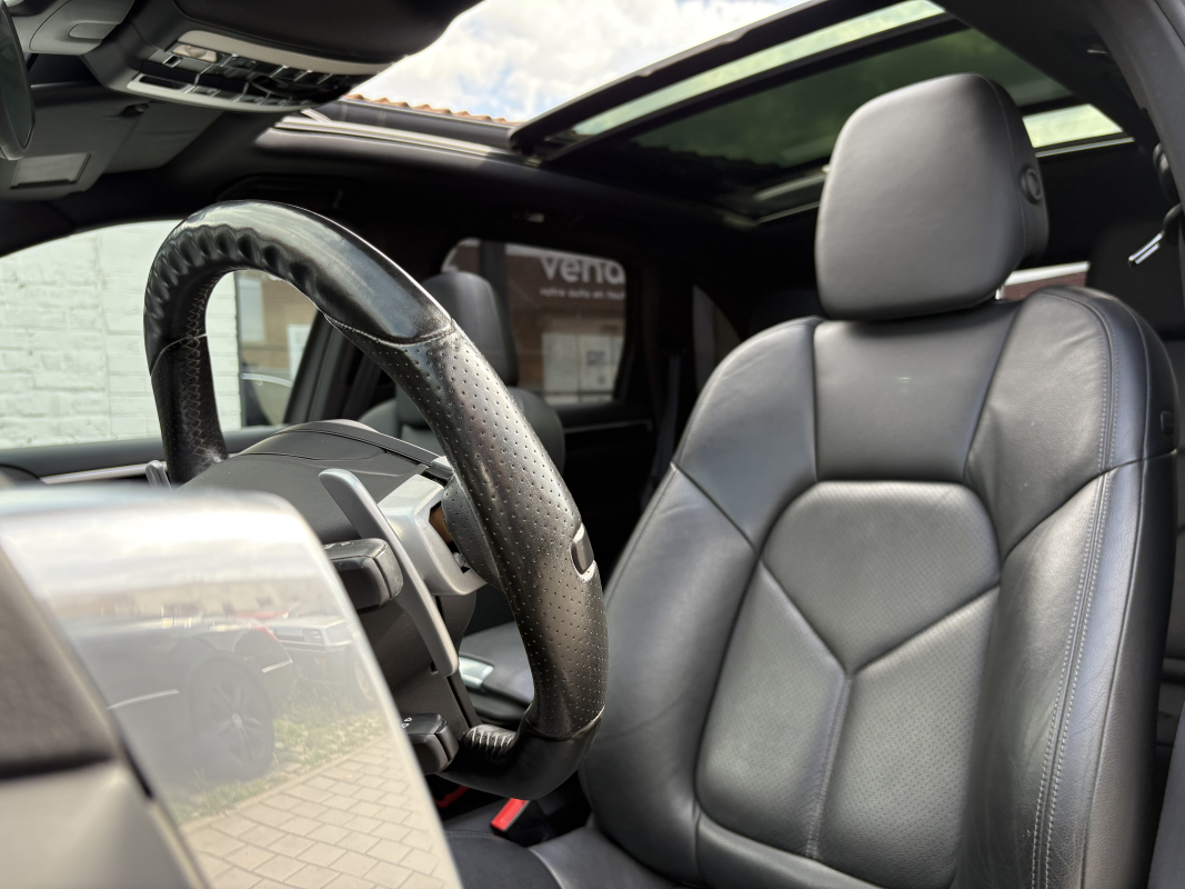 Porsche Cayenne — 2