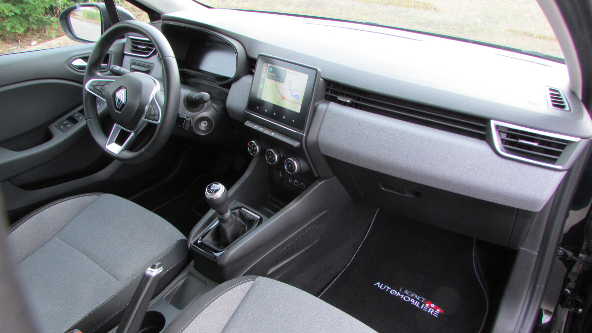 Renault Clio — 11