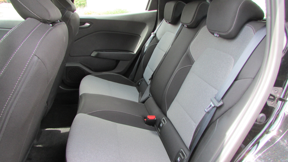 Renault Clio — 13