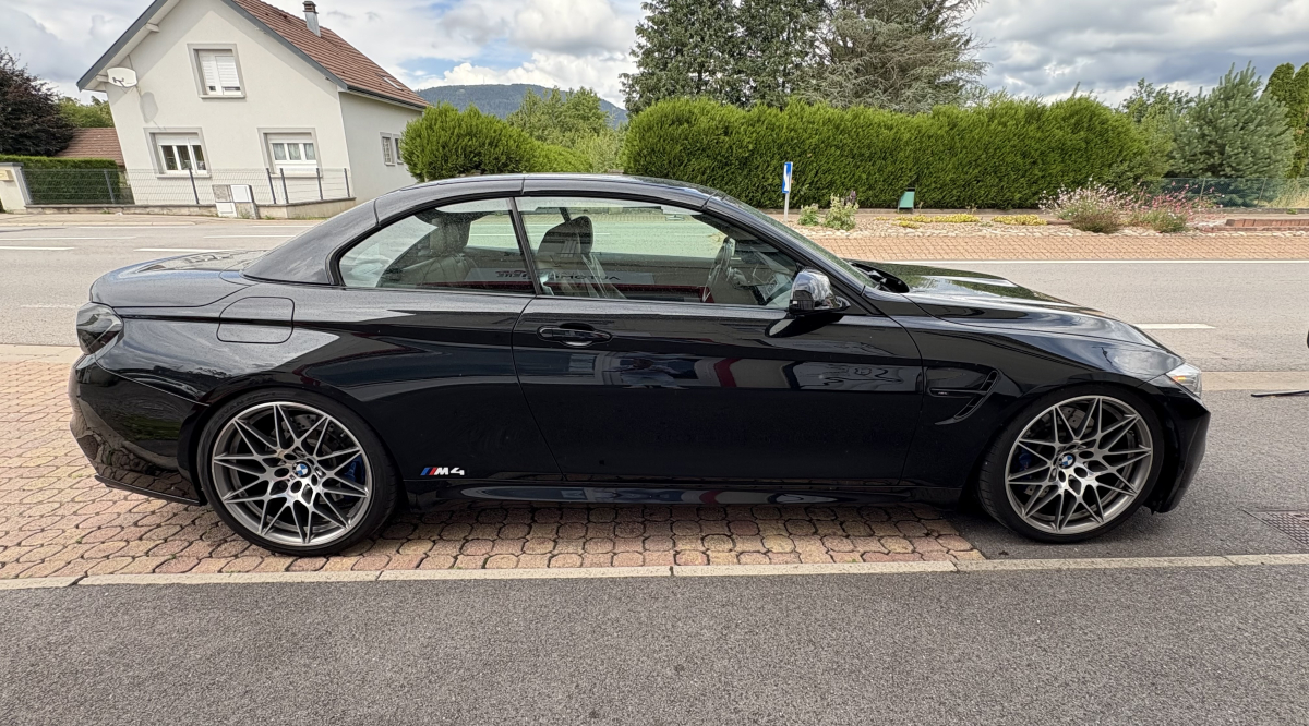 Bmw M4 — 4