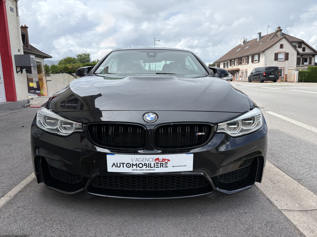 Bmw M4 — 2