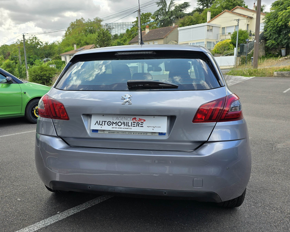 Peugeot 308 — 4