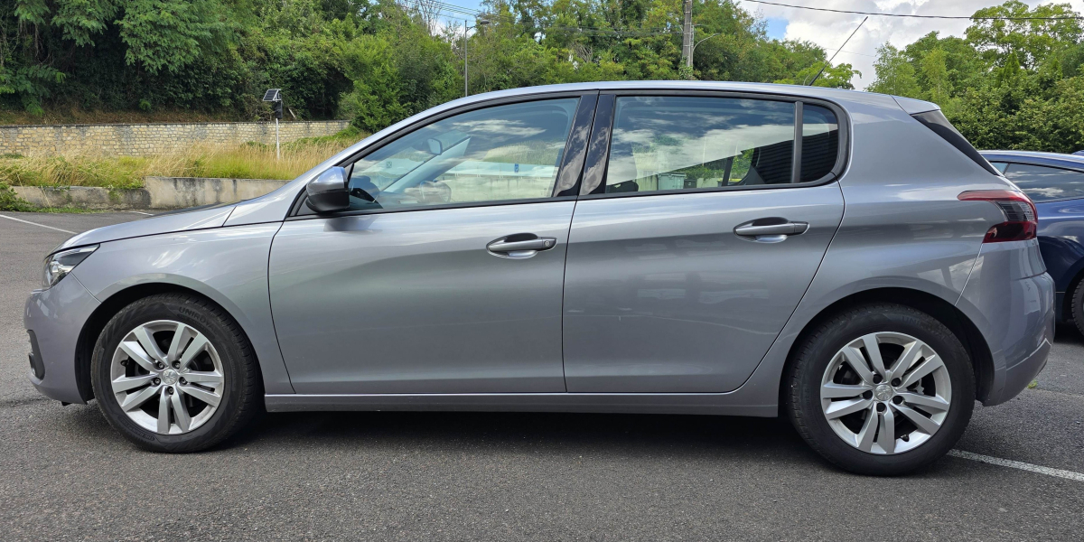 Peugeot 308 — 6