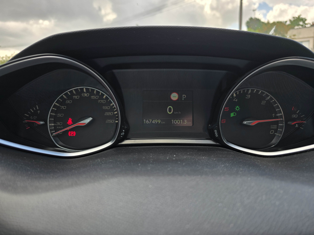 Peugeot 308 — 28