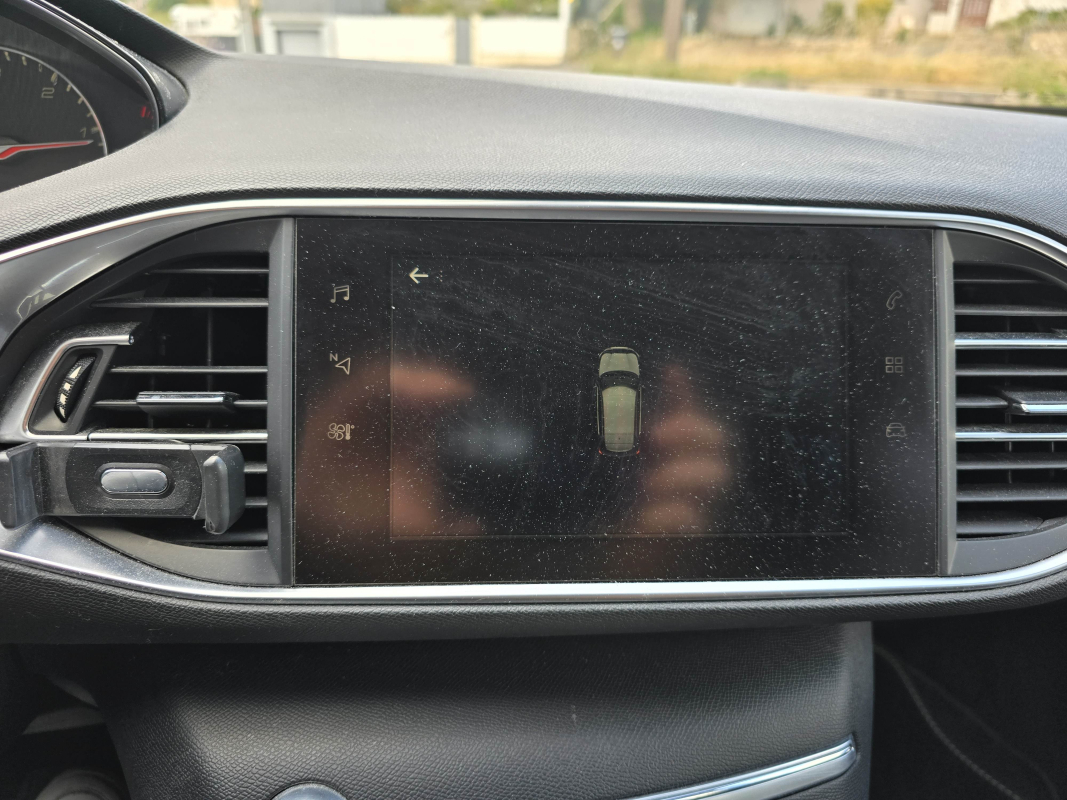 Peugeot 308 — 25