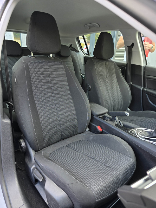 Peugeot 308 — 16