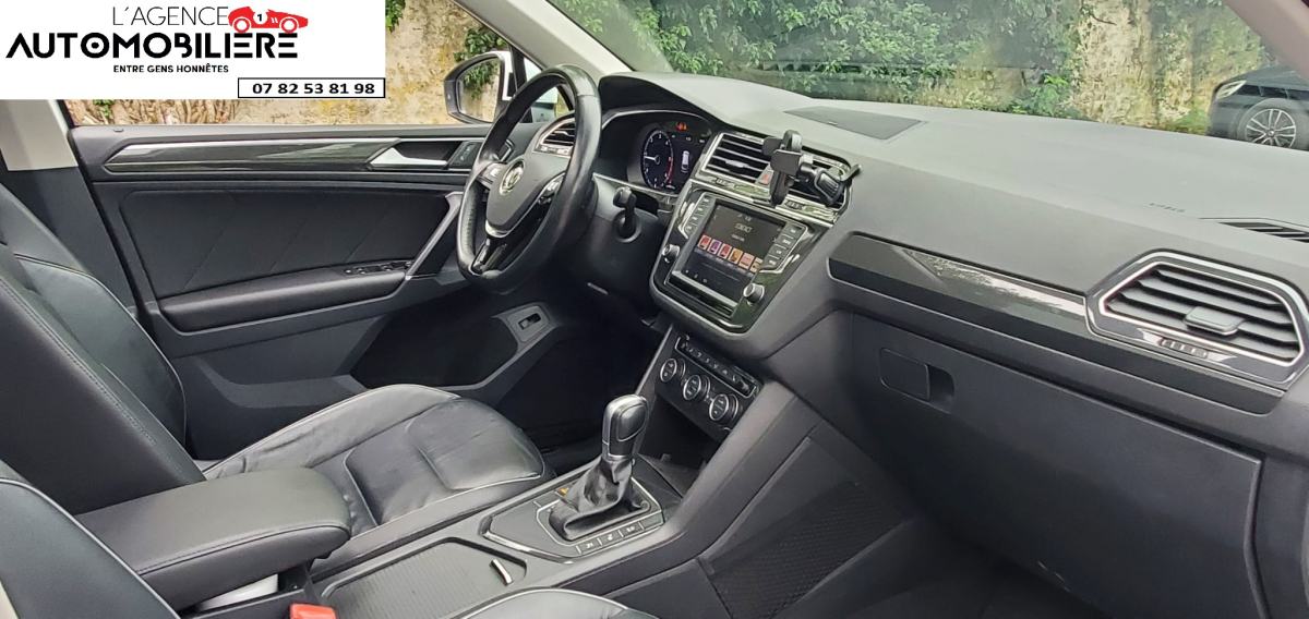 Volkswagen Tiguan — 14
