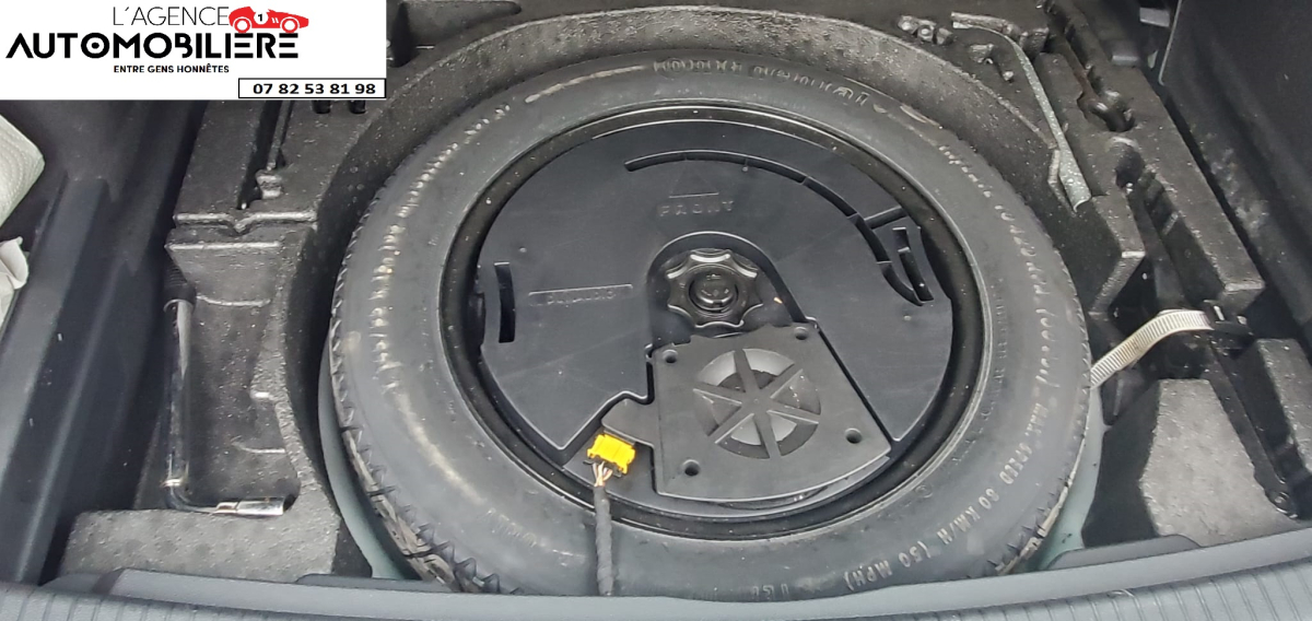 Volkswagen Tiguan — 18