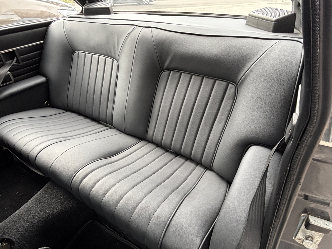 Peugeot 504 — 25