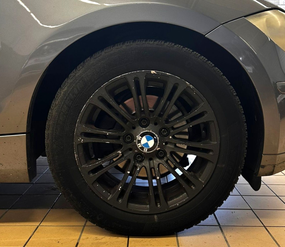 Bmw Série 1 — 24