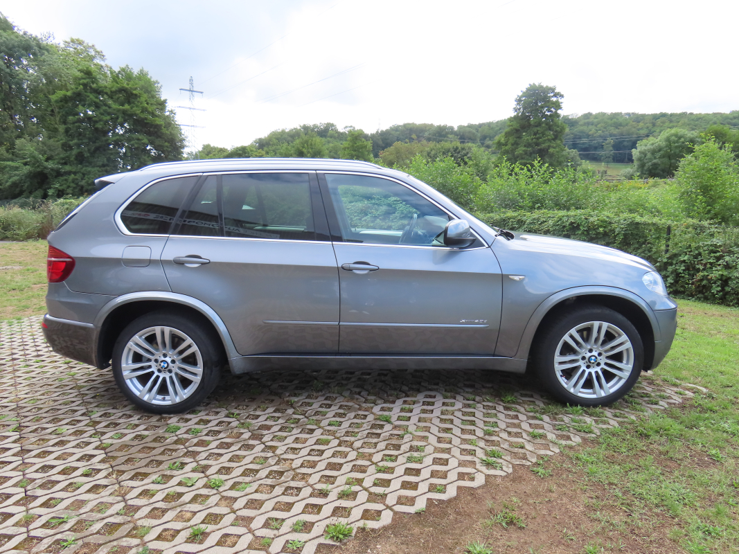 Bmw X5 — 7