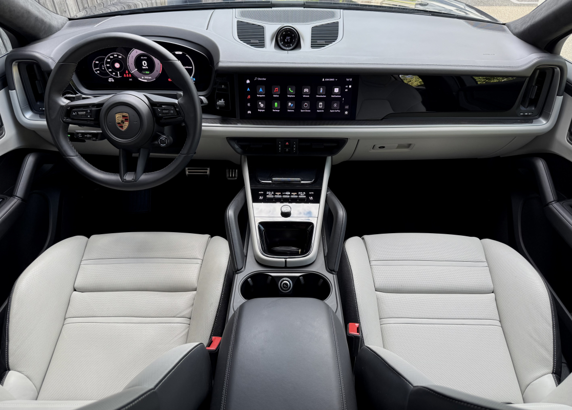 Porsche Cayenne — 6