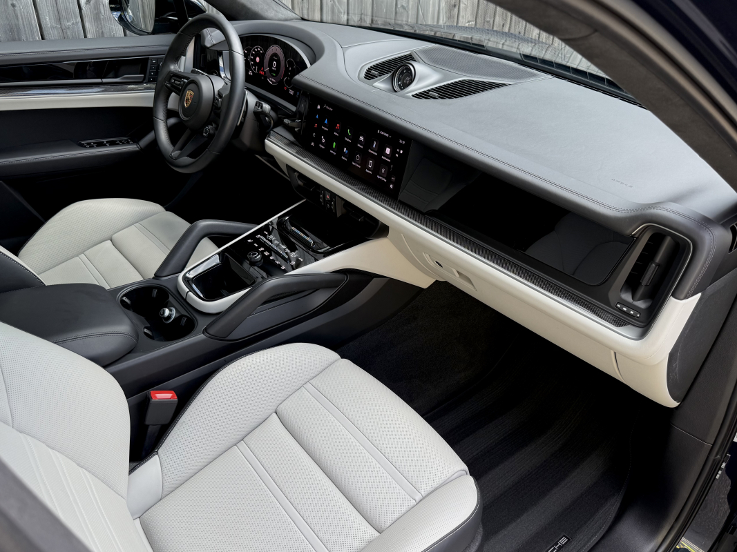 Porsche Cayenne — 7