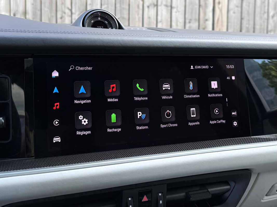 Porsche Cayenne — 25