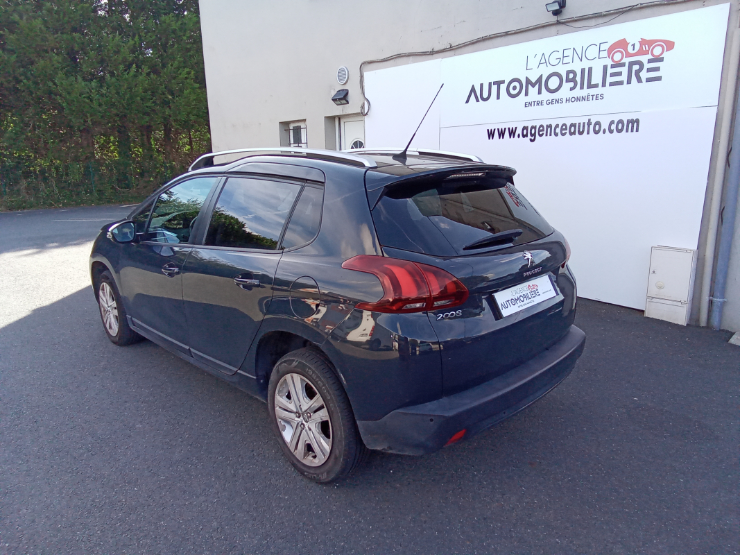 Peugeot 2008 — 3
