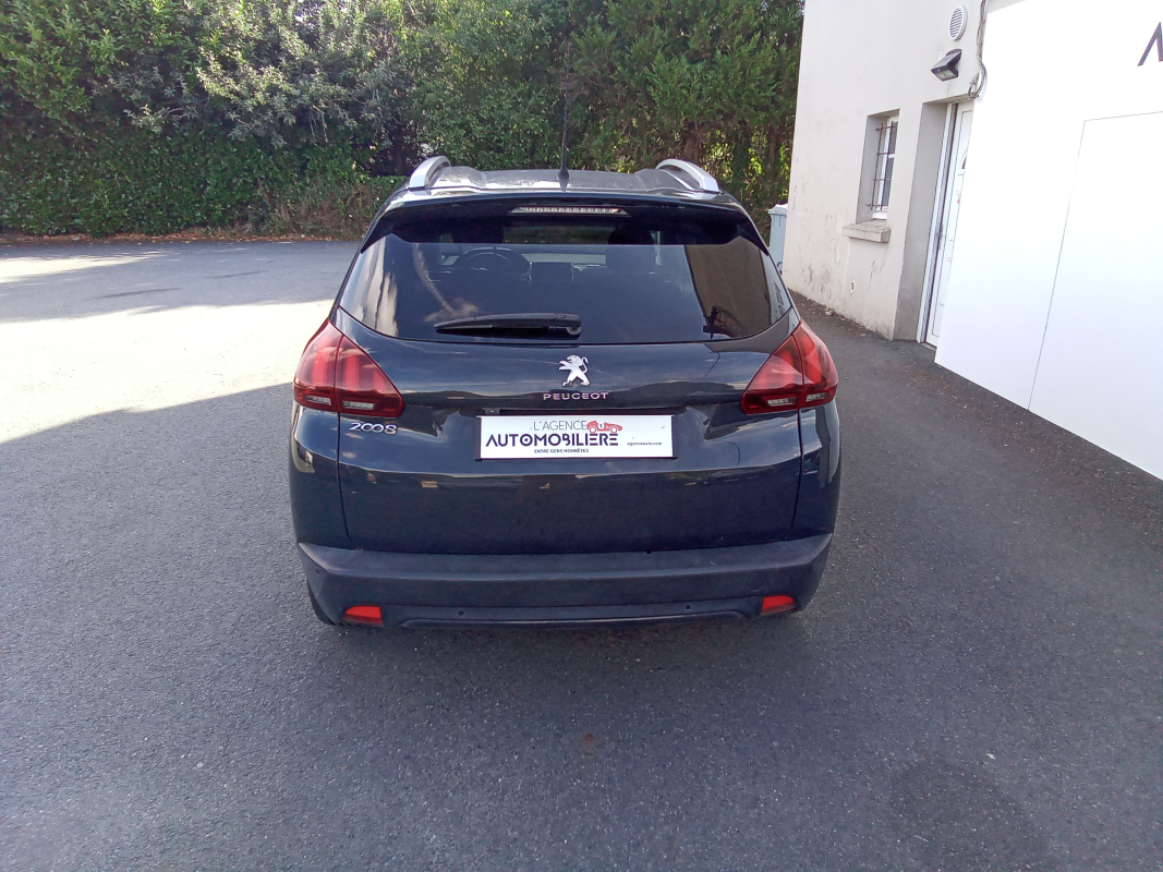 Peugeot 2008 — 4