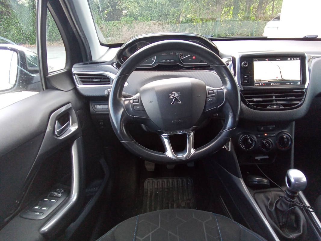 Peugeot 2008 — 23