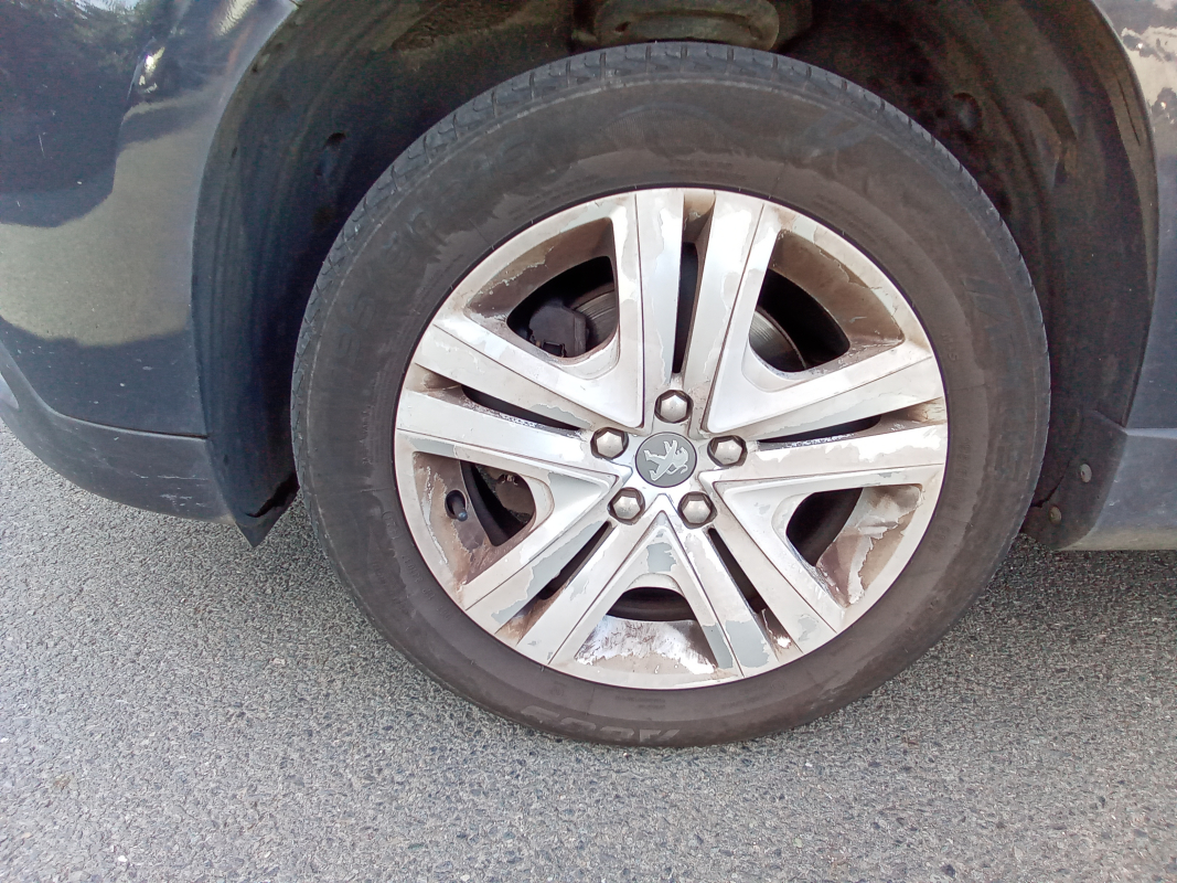 Peugeot 2008 — 19