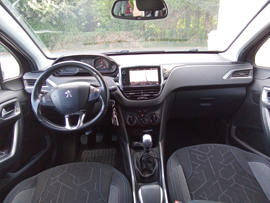 Peugeot 2008 — 9