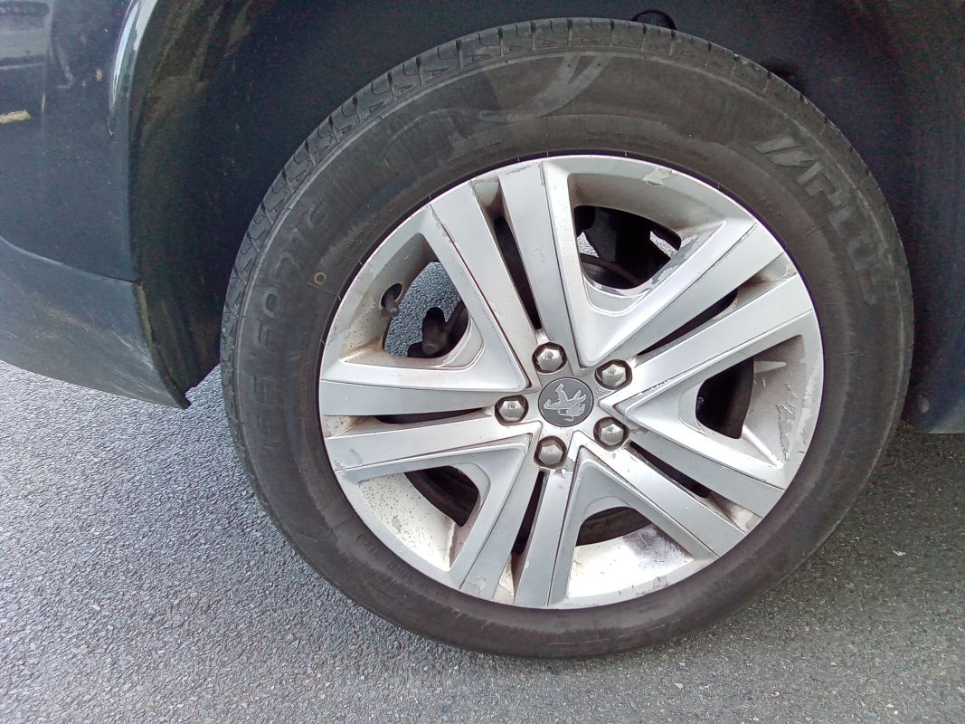 Peugeot 2008 — 21
