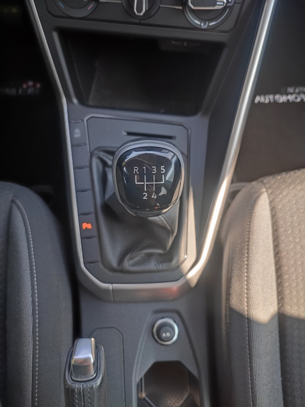 Volkswagen Polo — 21
