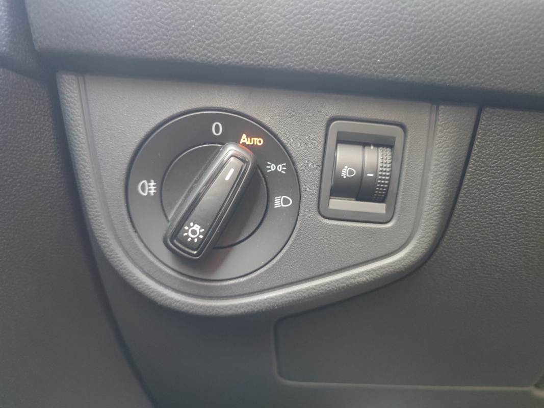 Volkswagen Polo — 24