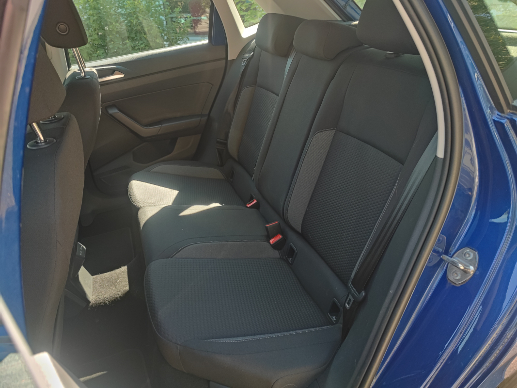 Volkswagen Polo — 12