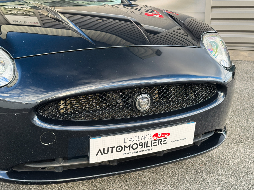 Jaguar XK — 30
