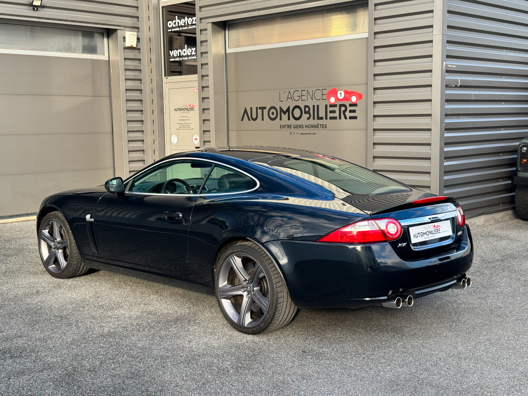 Jaguar XK — 6