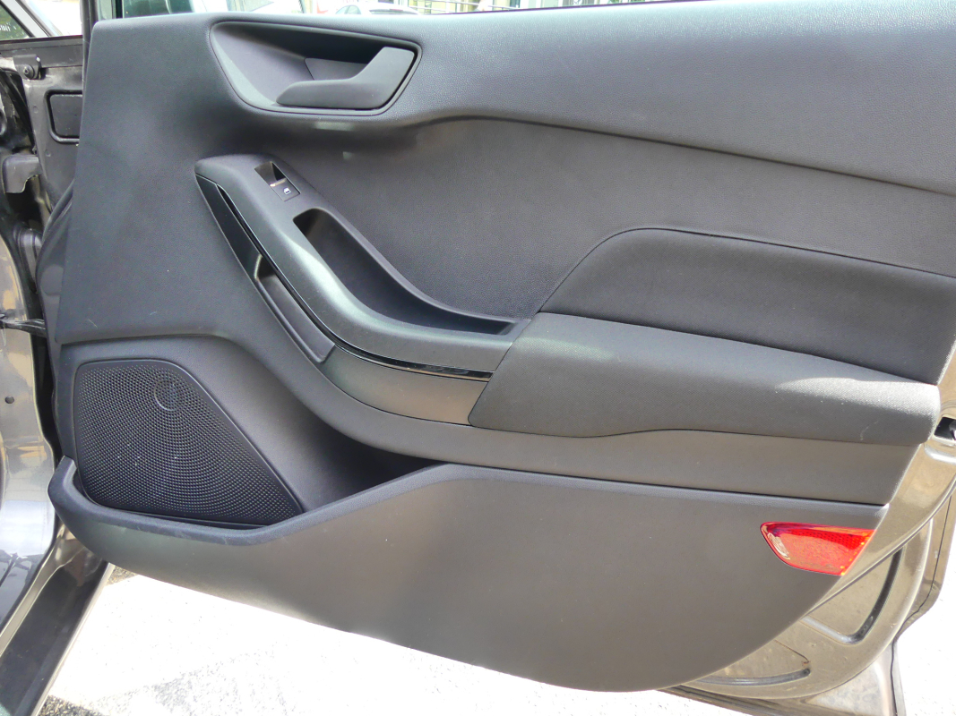 Ford Fiesta — 32
